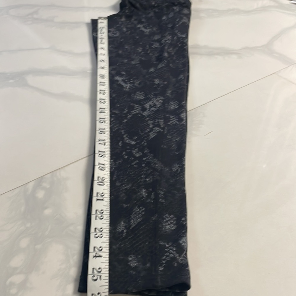TUFF ATHLETICS Black/Grey Camo Leggings/Yoga Pants~ with Pockets! - Picture 6 of 7